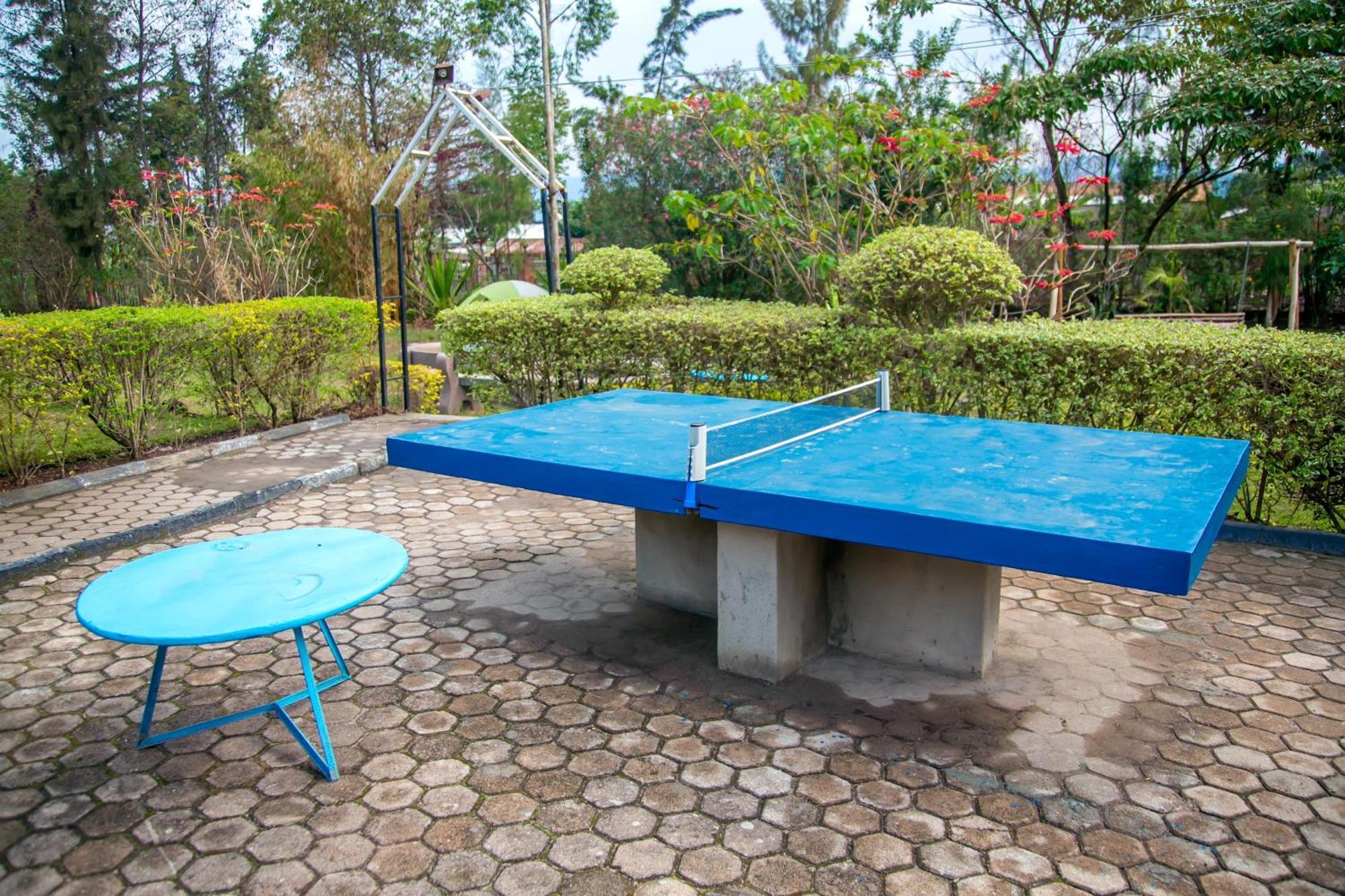 Karisimbi Cave Resort Ruhengeri Buitenkant foto