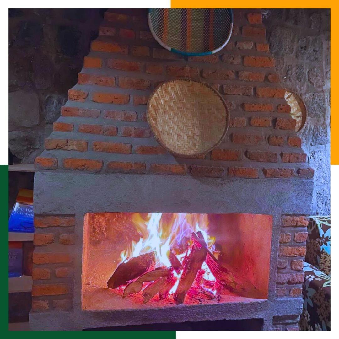 Karisimbi Cave Resort Ruhengeri Buitenkant foto